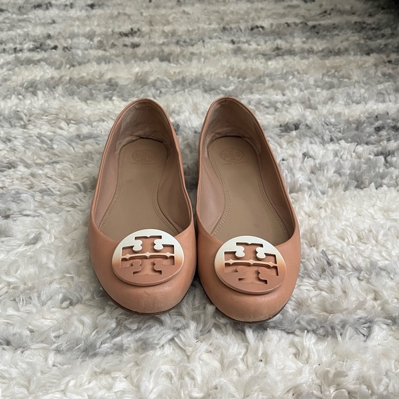 Tory Burch Ombré Logo Flats size 9 Nude leather - Picture 9 of 9